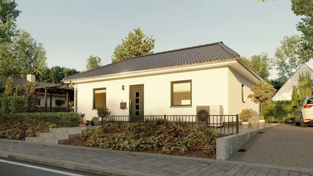 Energieeffizienter Bungalow mit Wärmepumpe Moderner weißer Bungalow mit Walmdach und Wärmepumpe