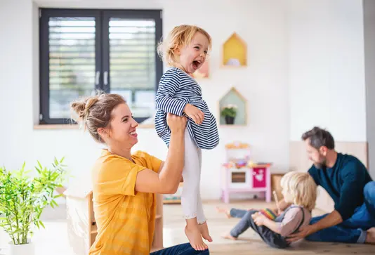 Haus-Familie-Wohnen-Serie-14-19