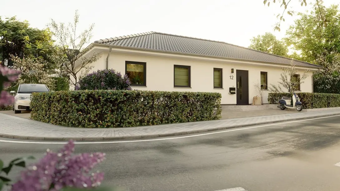 Moderner Bungalow in ruhiger Wohnlage Moderner Bungalow mit Walmdach, Hecke, Einfahrt und Eingangsbereich an ruhiger Wohnstraße.