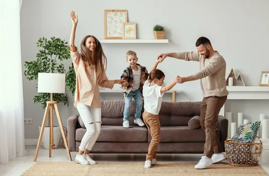 Passivhaus-Wohnen-Familie